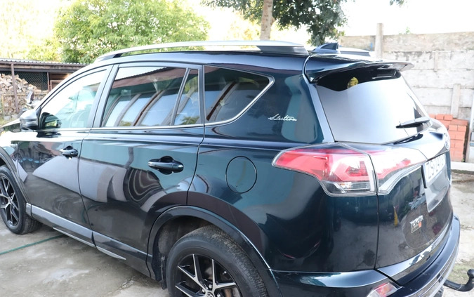 Toyota RAV4 cena 97000 przebieg: 135000, rok produkcji 2017 z Dukla małe 106